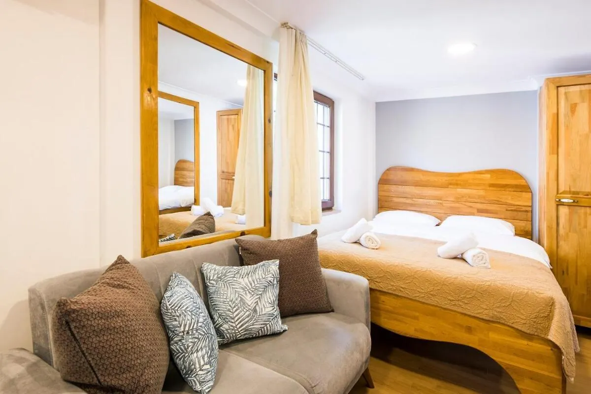 Lovely 1 Room Wac Close To Tophane Tram Station Istanbul