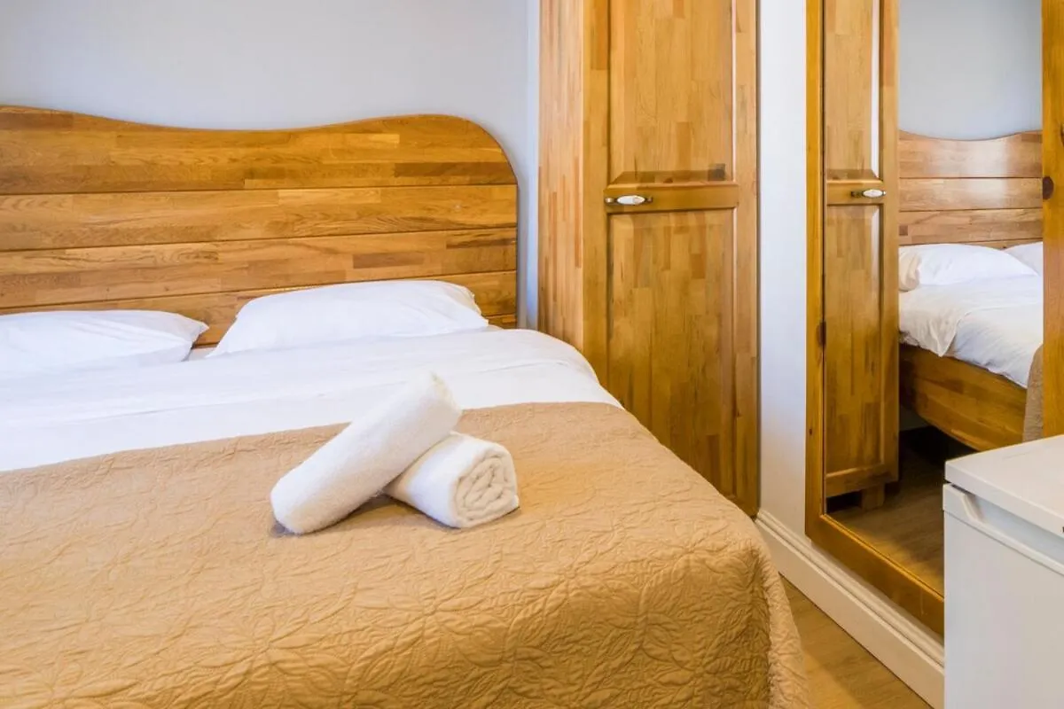 Lovely 1 Room Wac Close To Tophane Tram Station Istanbul Turkey