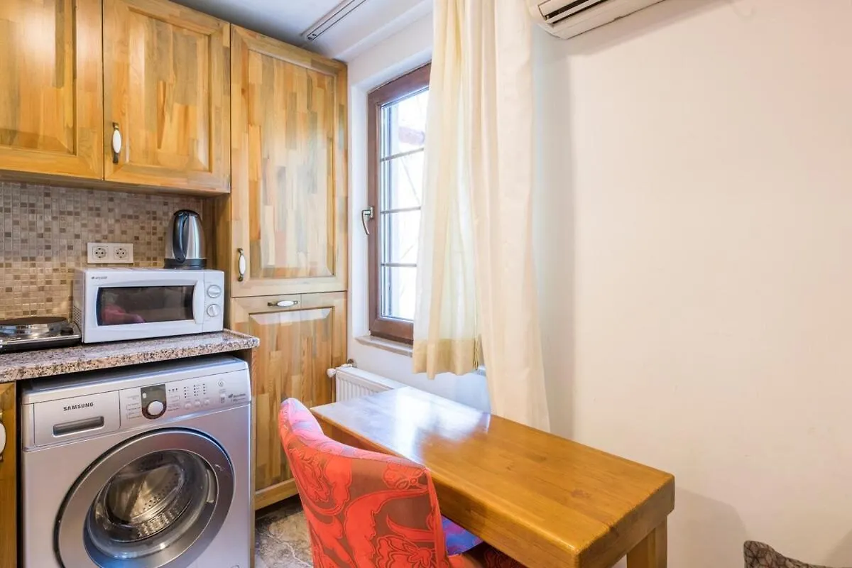 Lovely 1 Room Wac Close To Tophane Tram Station Istanbul 0*,  Turkey