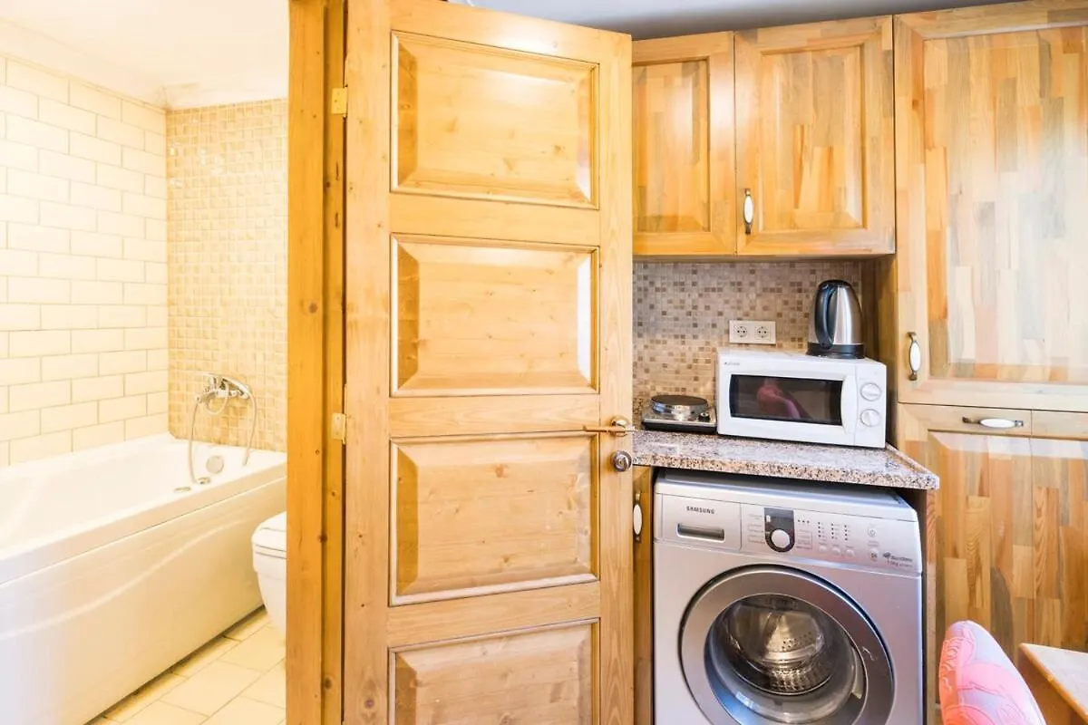 Lovely 1 Room Wac Close To Tophane Tram Station Istanbul Apartment